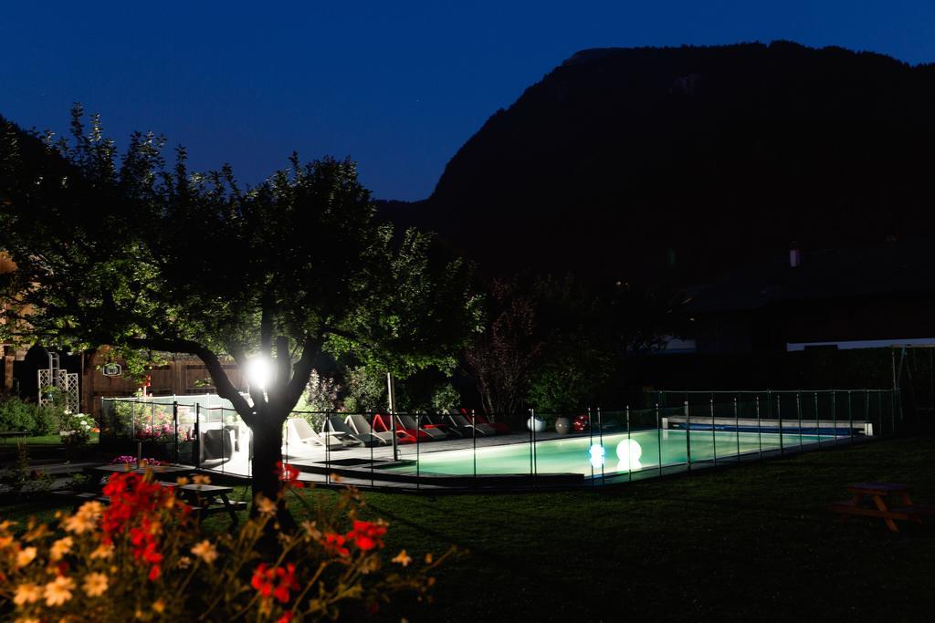 Hotel La Bergerie Morzine Exterior photo