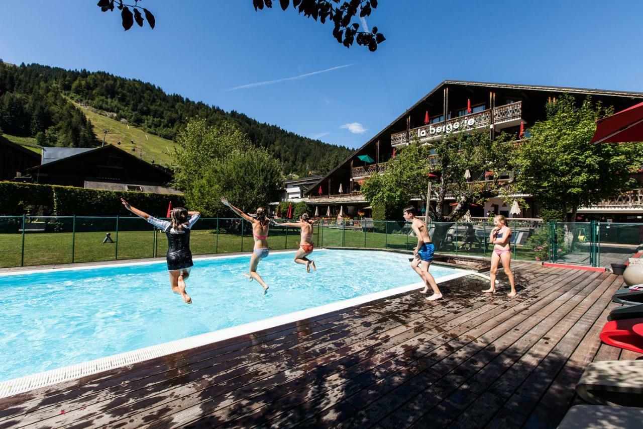 Hotel La Bergerie Morzine Exterior photo